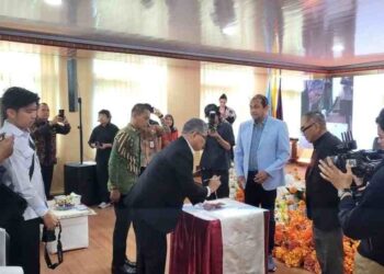 Universitas Jayabaya Gelar Seminar Internasional, Wakil Menteri Hukum Tekankan Kemajuan Teknologi Tuntut Hukum Bersikap Adaptif