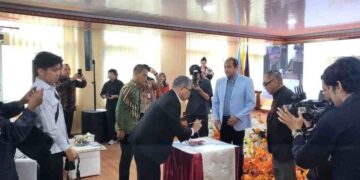 Universitas Jayabaya Gelar Seminar Internasional, Wakil Menteri Hukum Tekankan Kemajuan Teknologi Tuntut Hukum Bersikap Adaptif